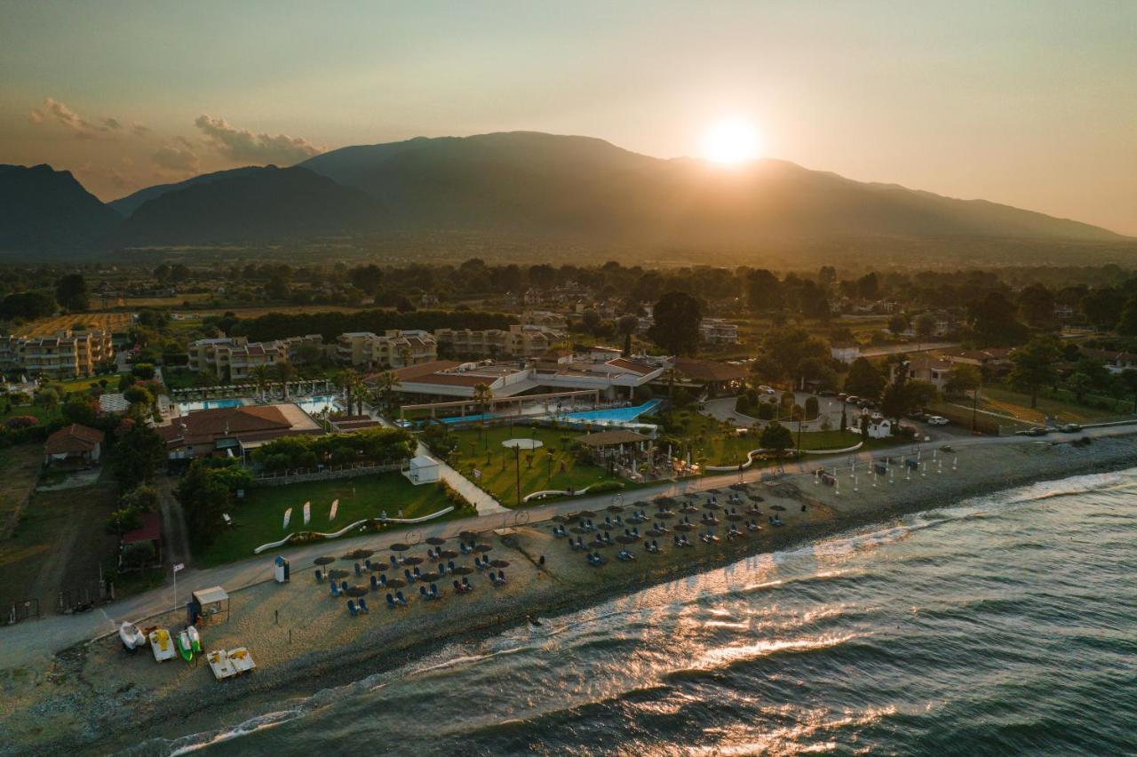 Poseidon Palace Hotel Leptokaryá Buitenkant foto